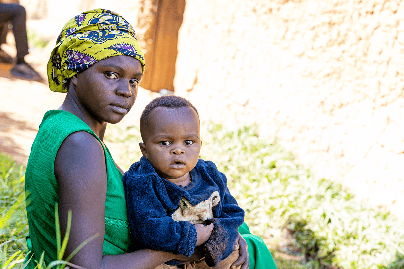 Saphira and a child in Rwanda